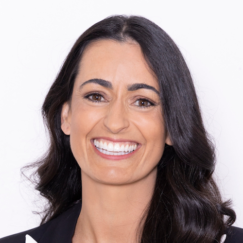 Dr Flávia Fayet-Moore